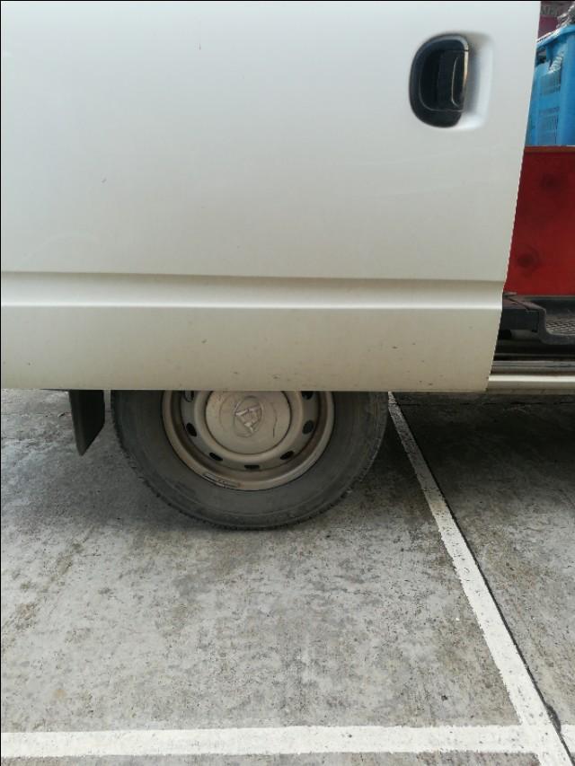 上汽maxus v80-为什么前轮轮毂更容易脏?
