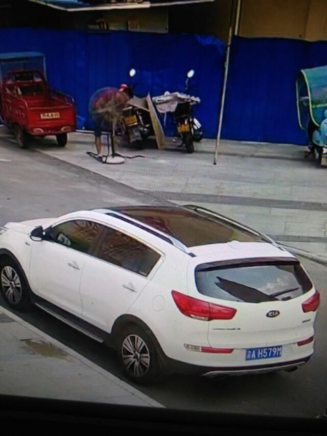 奔腾b30-这款起亚汽车是上汽的吗