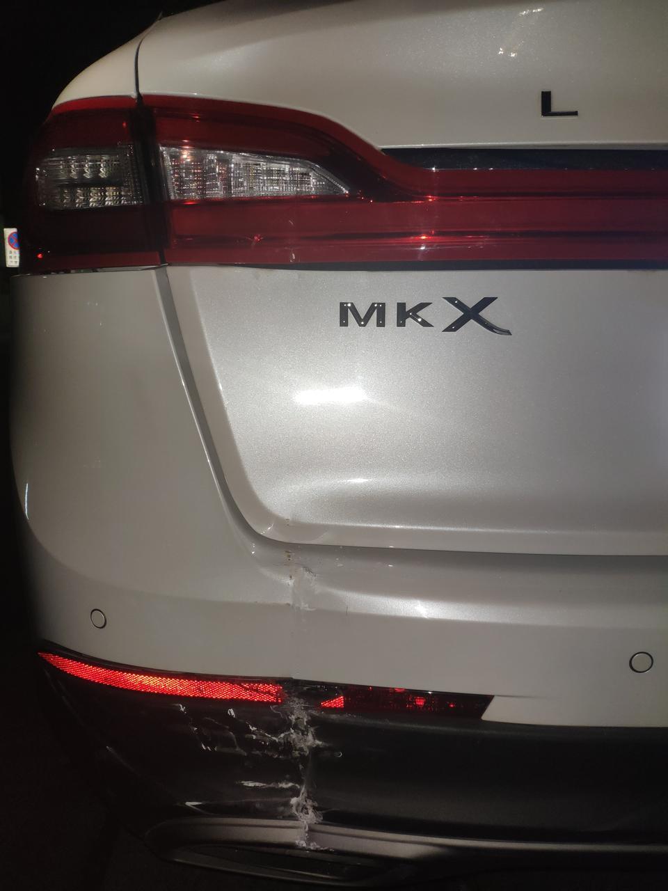 林肯mkx-修大约要多少钱啊，急……