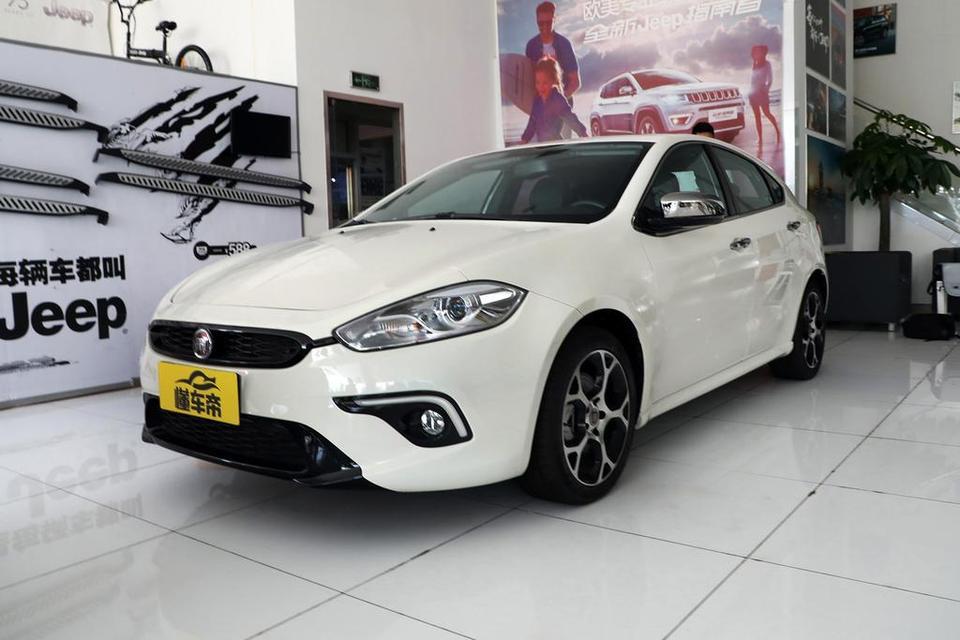 本人想入手这3款二手车中的其中一辆。 不知道怎么选择
 1.DS 4s 
2.逸动XT
 3.菲亚特 致悦
 都是选择自动挡 涡轮增压，不要自吸的。 那款配置好些，提速快？空间略大些？安全感好些？ 打算入手二手的，年限4年以内。 那款适合？