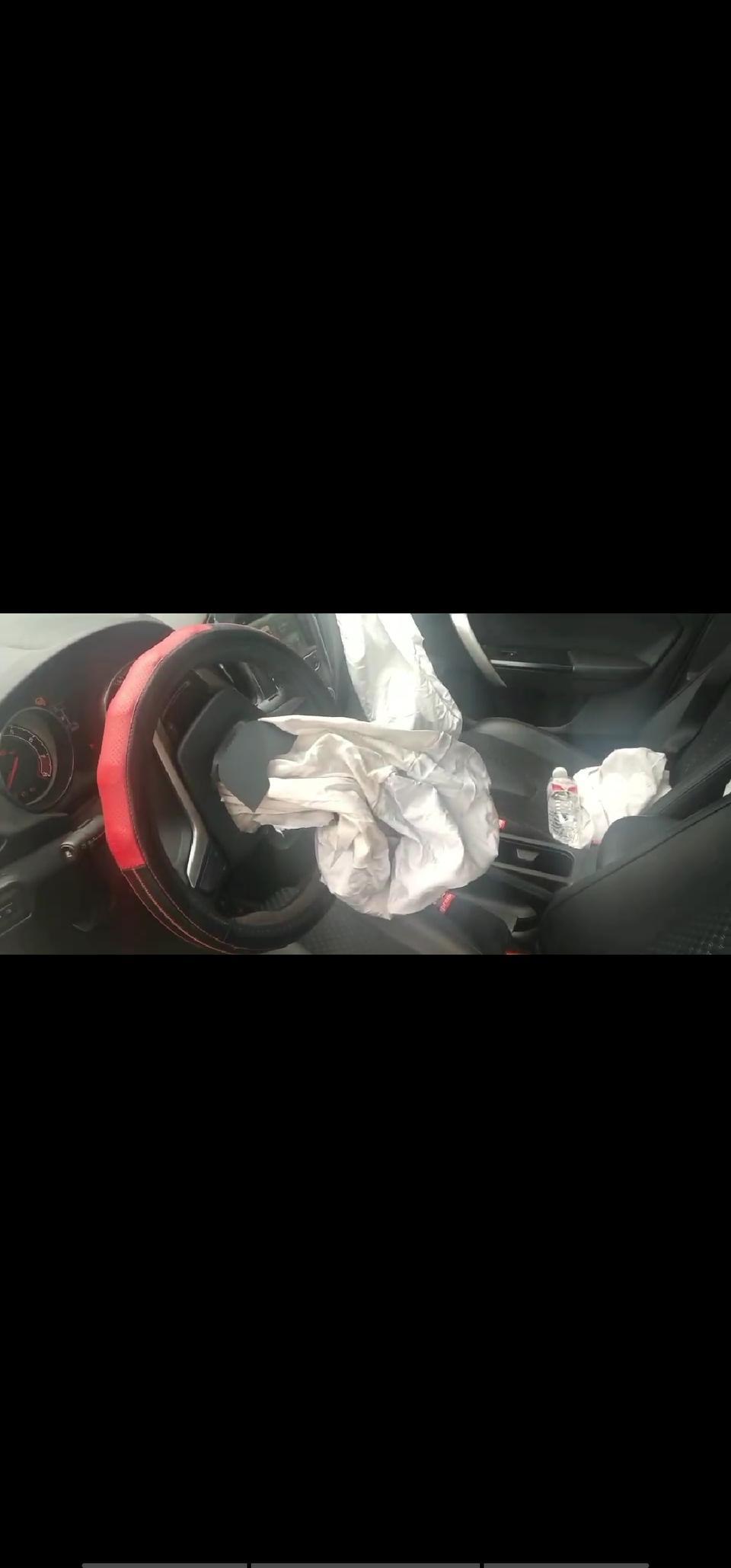 名爵锐行换两个安全气囊多少钱