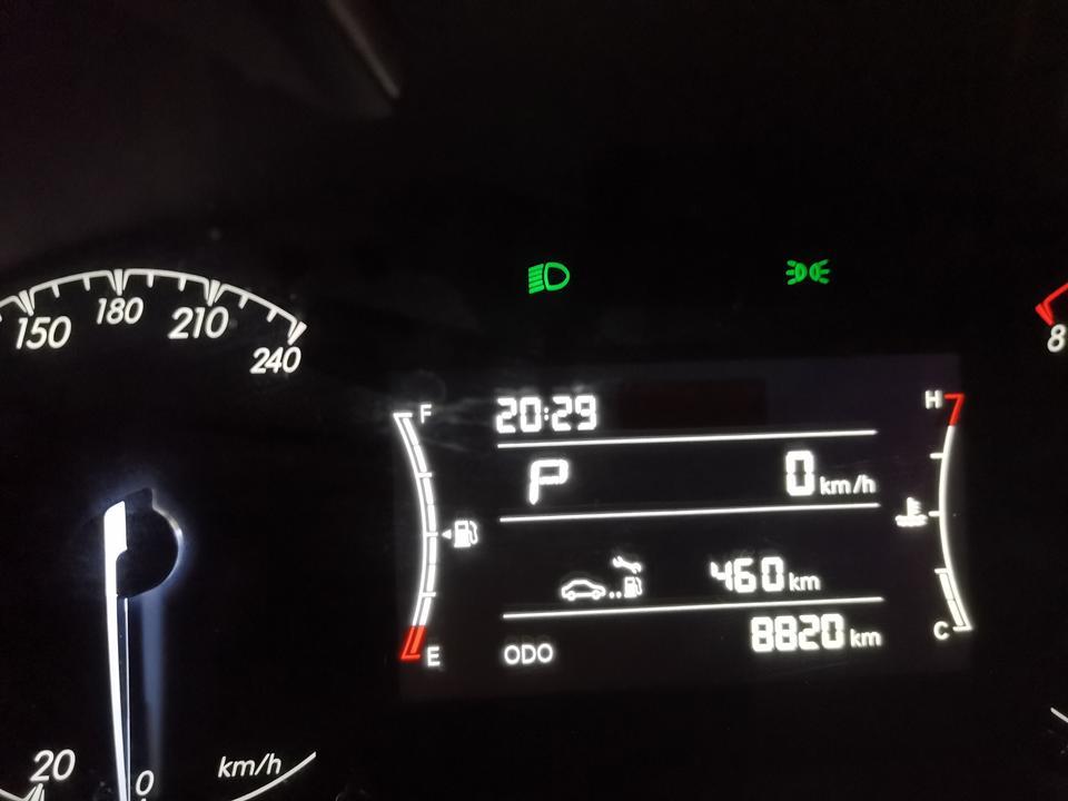 绅宝d50-油箱显示是满的，为何加油加到跳枪才470km？还有就是怠速加油为什么第一脚油门能上去第二脚油门第三脚油门就上不去了，是电脑在保护发动机吗？