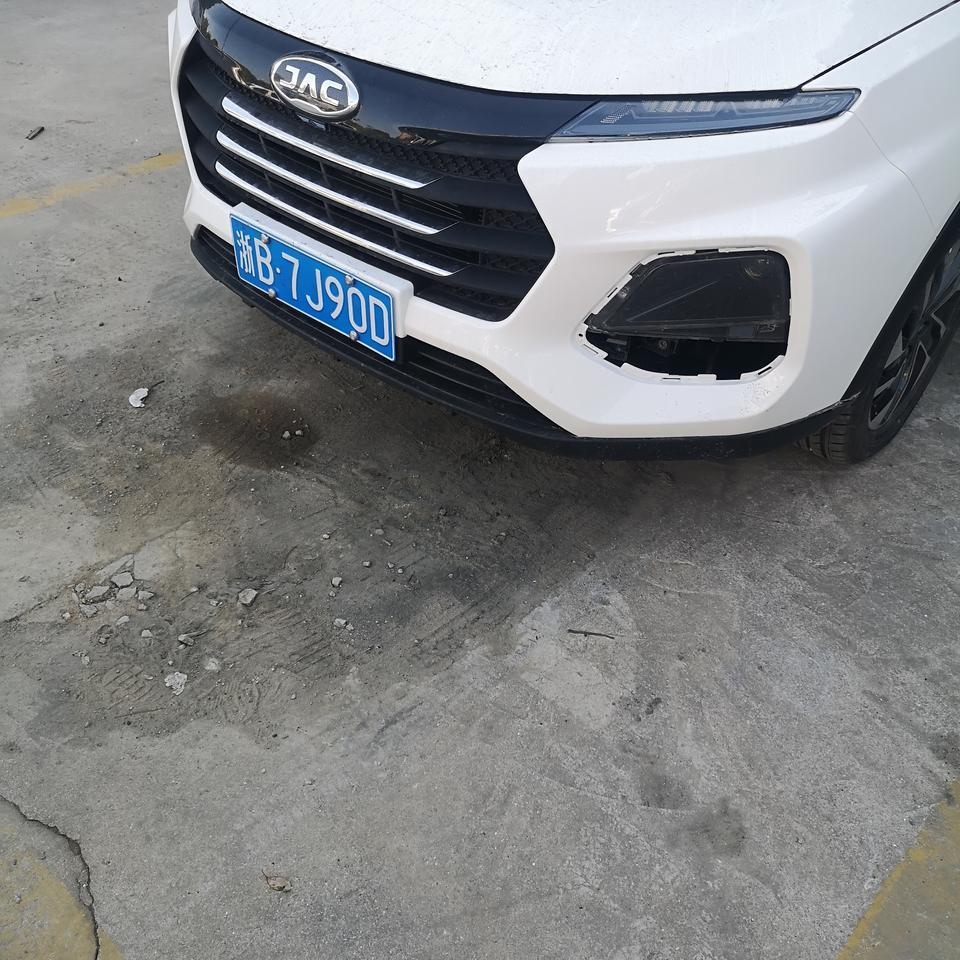 瑞风s3-这个大灯外面这个圈叫啥名字？