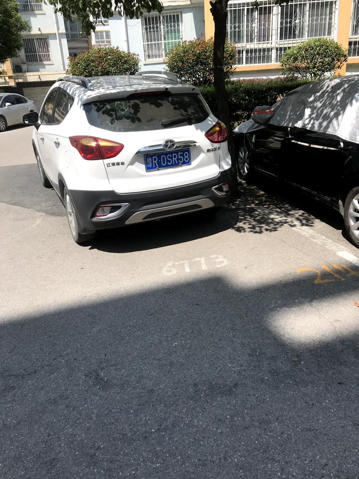 我的一代瑞风S3，跑了四万多点，现在值多钱