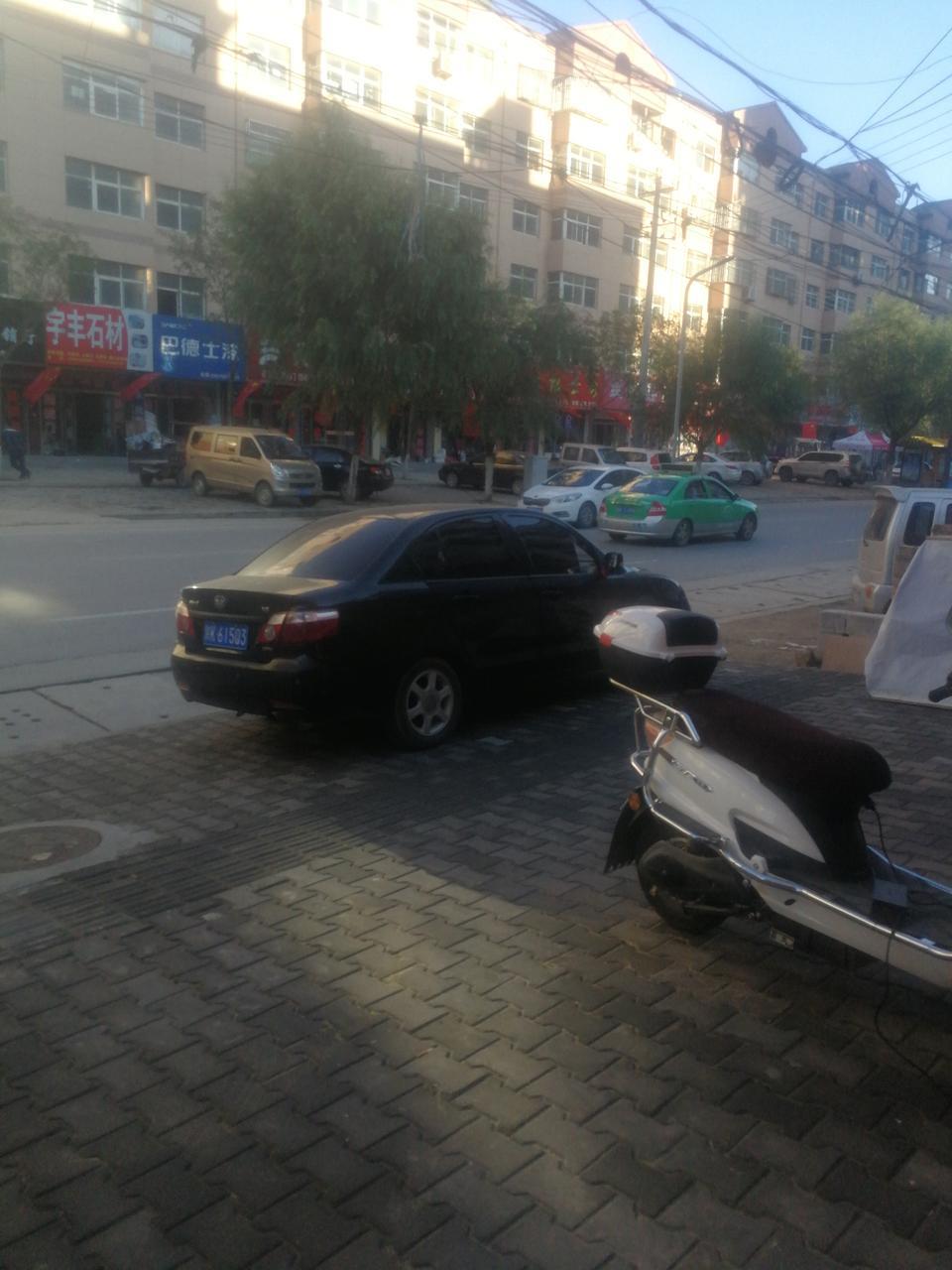 夏利n5-这辆值多少钱