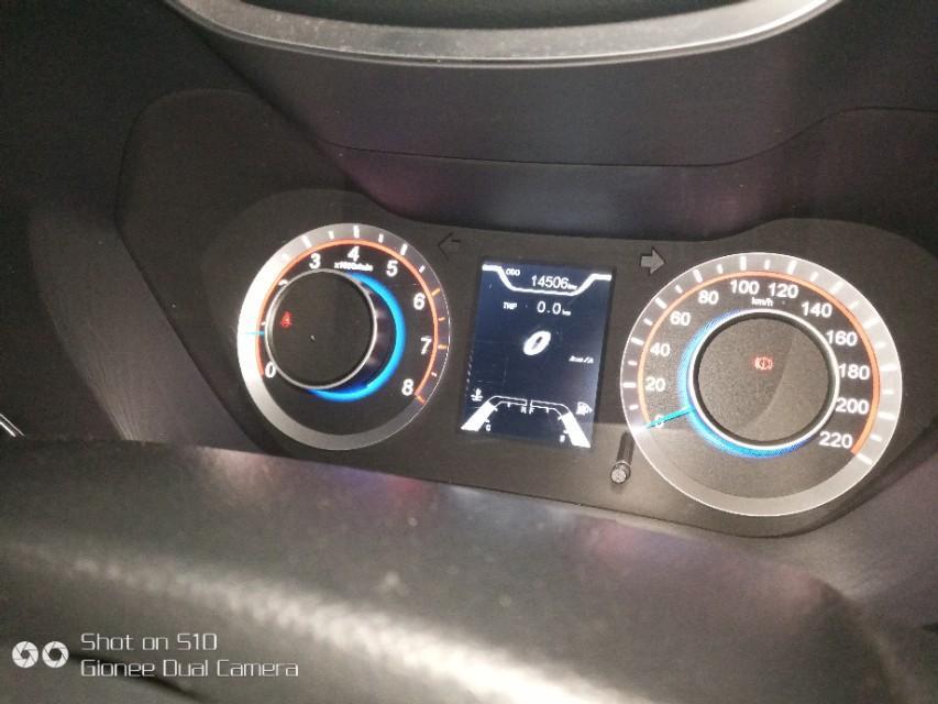 海马福美来这款车，油耗数和剩余里程数清零了，怎么重新设定啊？