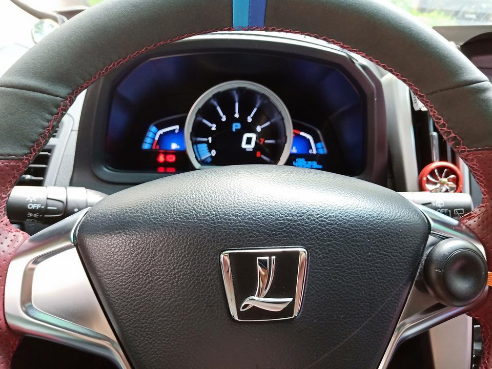 优6 suv-各位车友，四万公里大保养，大概多少钱？都换些什么？欢迎回答，谢谢！