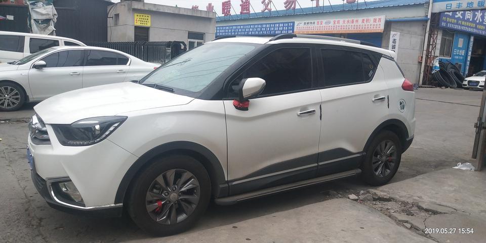 海马s5青春版-我的车   之前还好    现在一过减速带  或者  是   路面不好的情况  地盘老响该怎么办