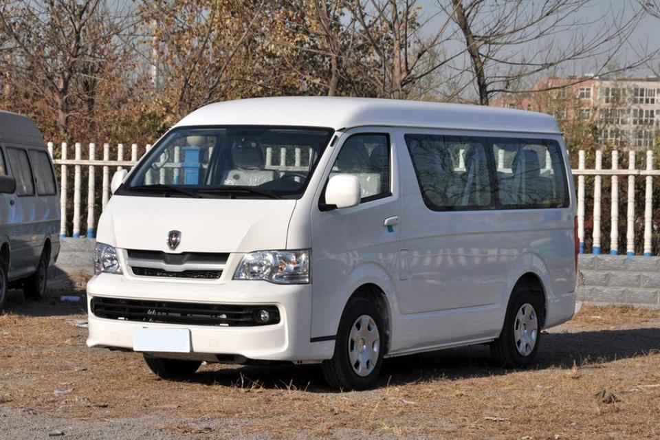 金杯海狮-老铁们，我想买这个车，作为代步车去旅行，不知道舒适度和燃油性怎么样，给点意见呗
