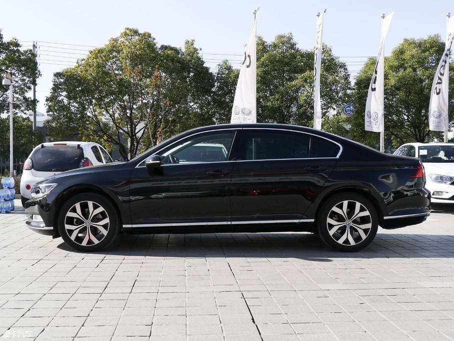 c180l，xts，x1和迈腾选哪个比较好？