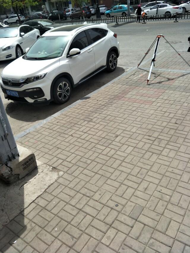 本田cr-v-大家看看这是什么车 
 2018年05月07日10:44:01