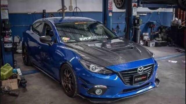 想给阿特兹贴个车衣，换哪个颜色呢？