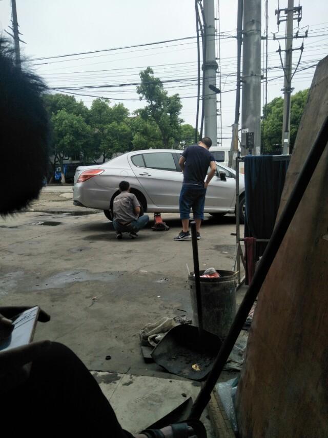 标致308-大家看看这是什么车 
 2018年05月20日07:44:54