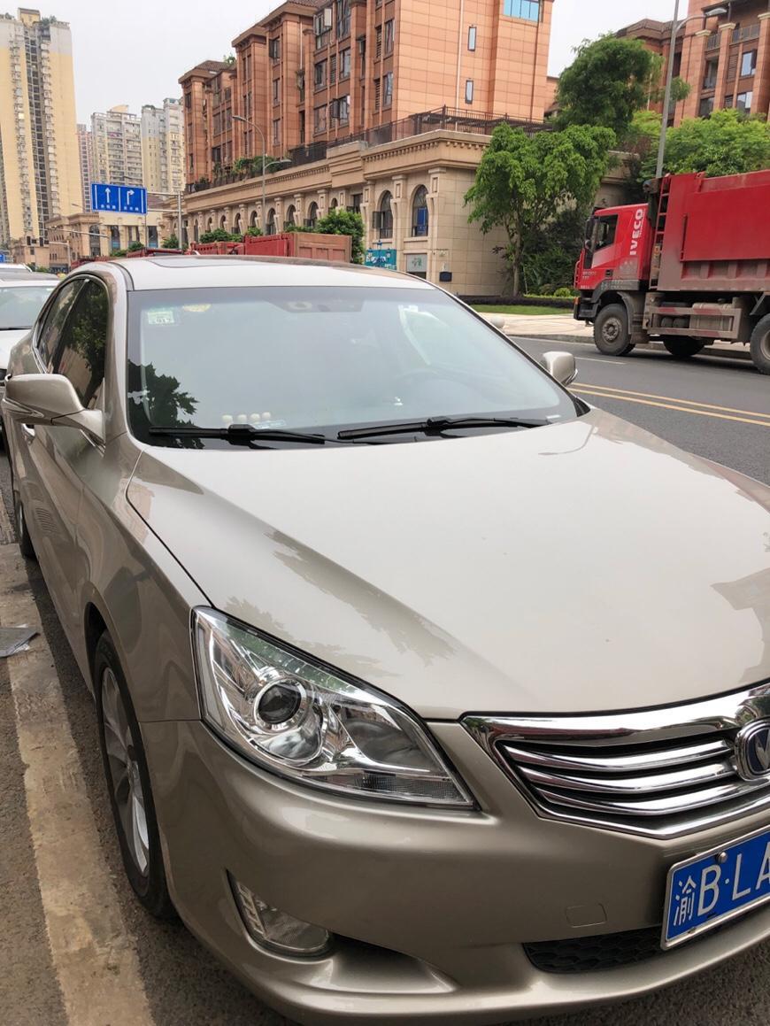 我是15年款的长安睿骋。现行驶四万八千公里。无任何事故。按期保养的。想知道现在值多少钱？
