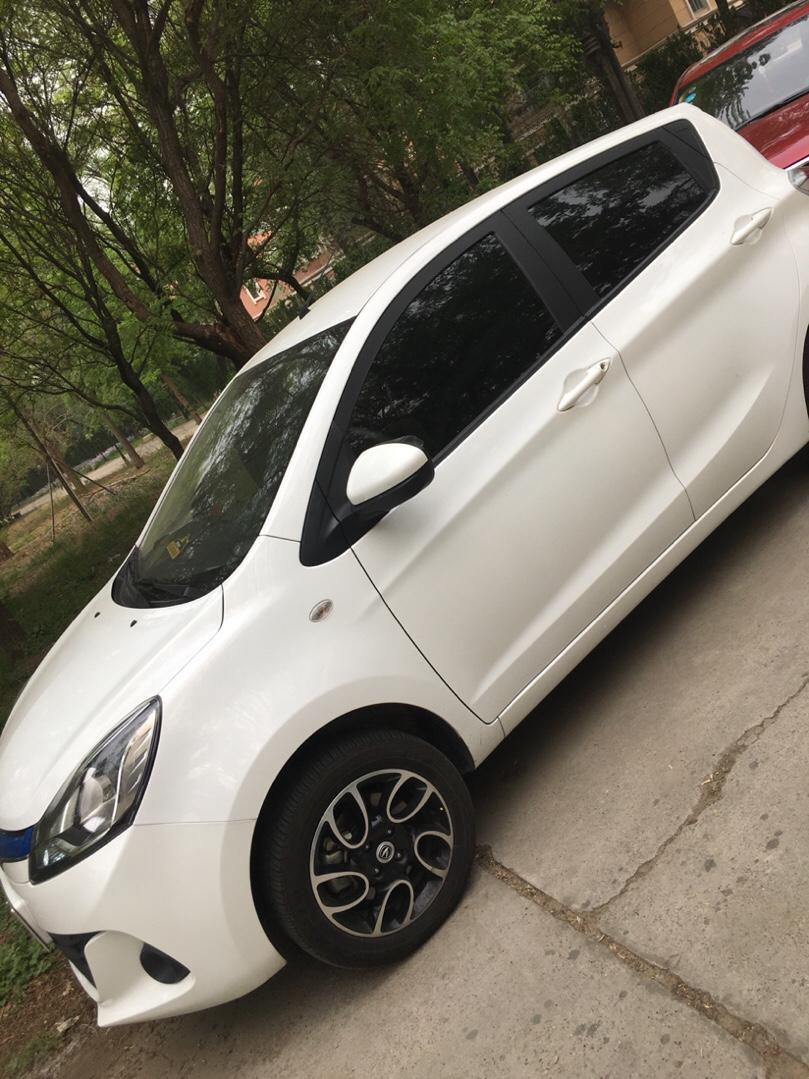 奔奔ev-奔奔的轮毂是什么材质的?