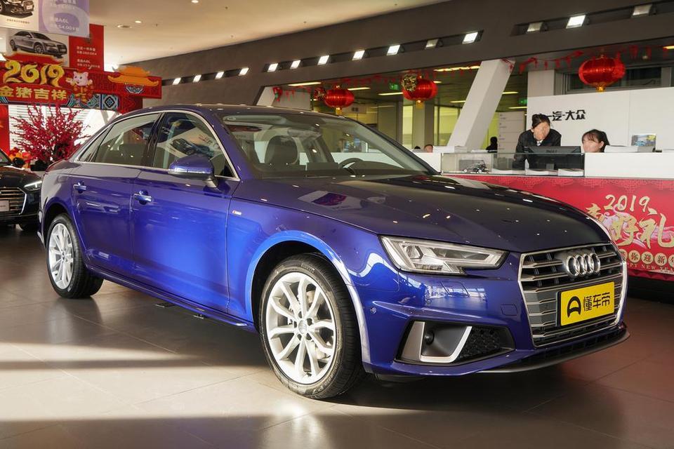 奥迪a4l-想入手A4L 40TFSI 时尚型,我们这边给我报价裸车28万，看圈子里大家提车都比这个低啊……
大家觉得再过个两个月年底了，会不会优惠再大点？或者你觉得裸车多少适合入手？