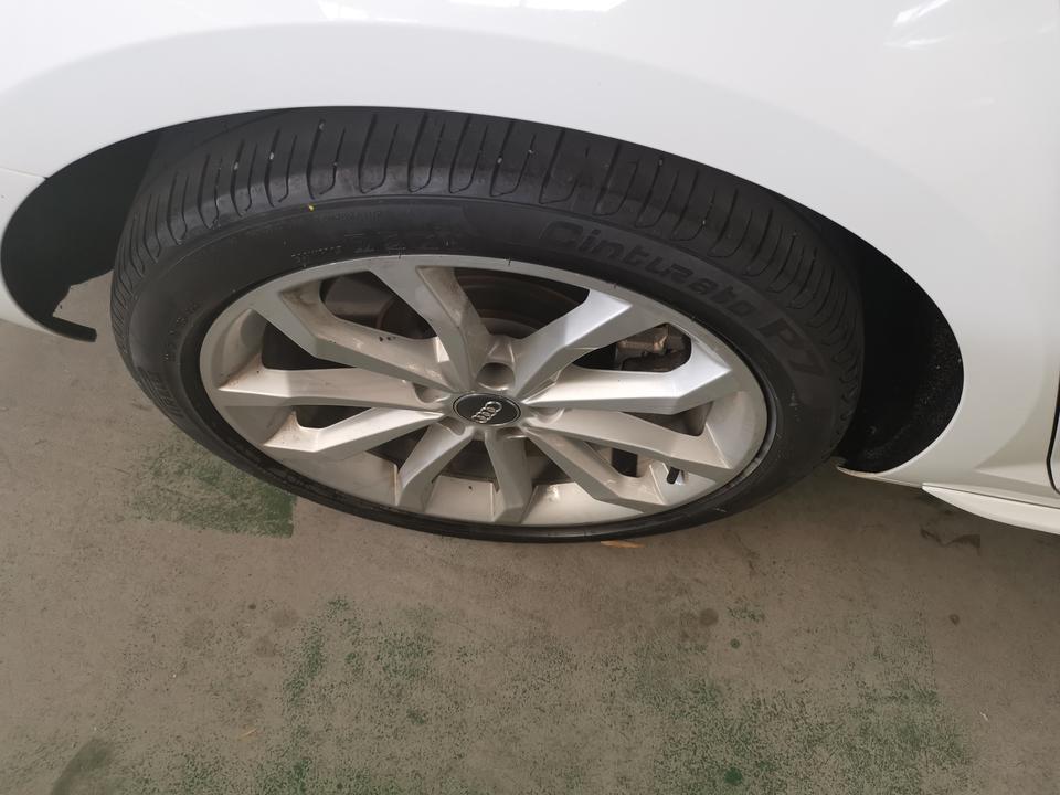 奥迪a4l-A4L原厂轮胎245.40.18的胎，能换245.4518吗？感觉原厂容易鼓包