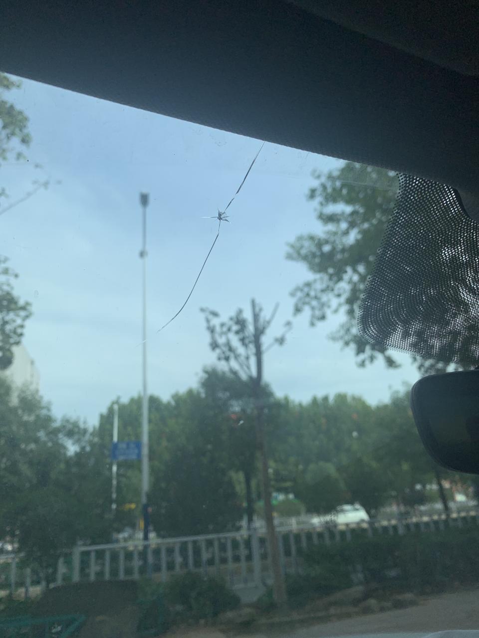 奥迪a4l-a4l前挡风玻璃多少钱？