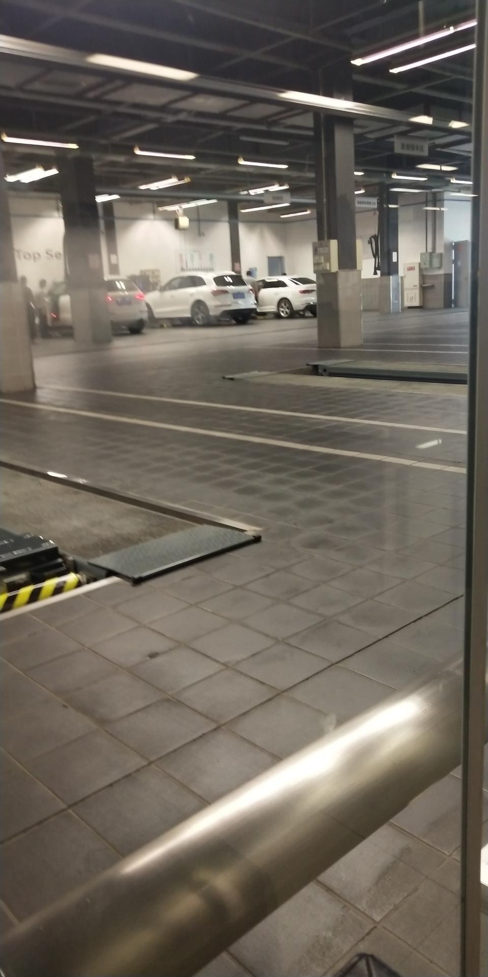 奥迪a4l-17款奥迪A4保养，四万公里了，4S店要求做干冰深度清除积碳，两千多，有必要吗，求大神赐教