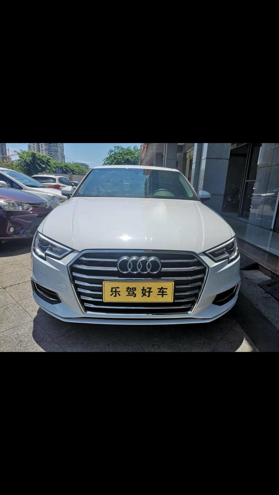 奥迪a4l-那位大神能告诉我，这款车落地价多少，性能如何，谢谢