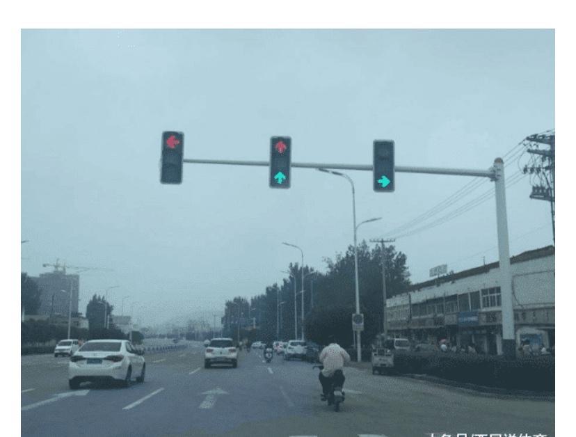 轩逸-直行红绿箭头，是走还是停??