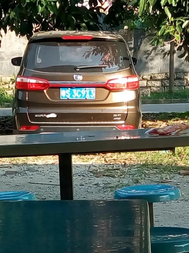 奥迪a4l-这个是什么车