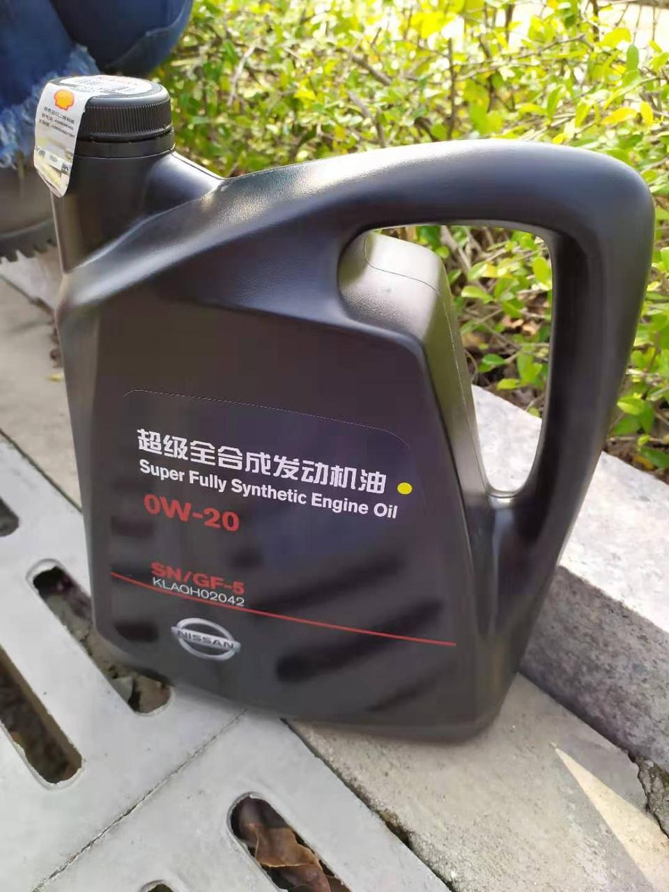 轩逸-二保送的全合成机油可以用多少公里，多少时间，下次保养用哪种机油好