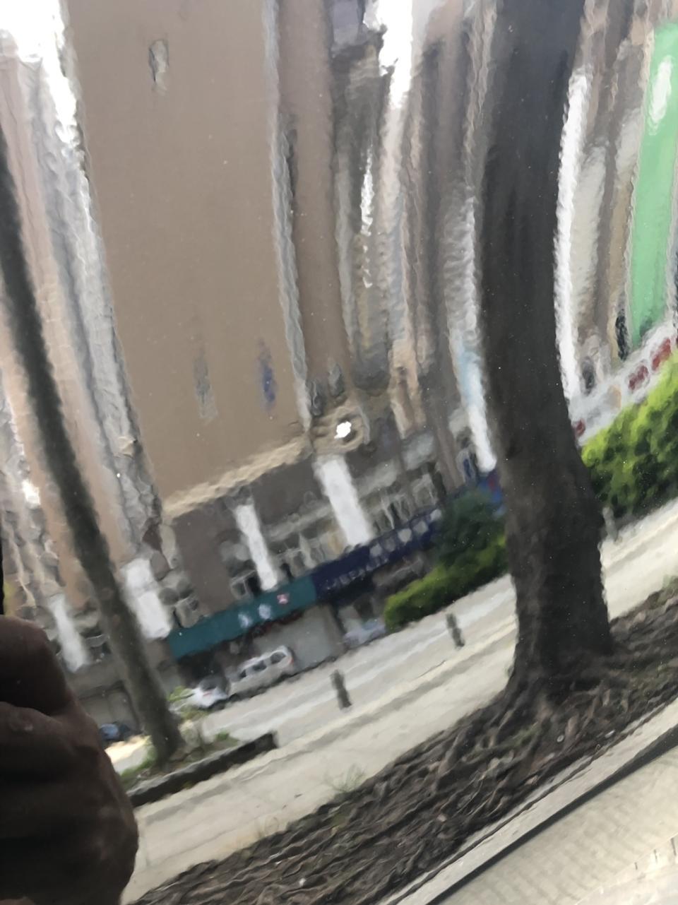 雅阁-刚才发漆面脱落的照片 有车有说我这个漆面橘皮纹不对 不是原车漆 有懂行的吗帮忙看看谢谢

7月4日出厂日期的车 7月17提的车

260黑色豪华 感谢?