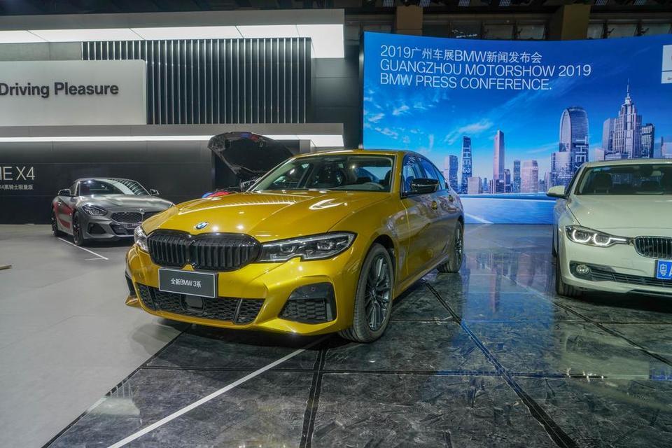宝马3系-330i，2019年1月订车，送专业辅助驾驶和舒适套装，提车需要等4个月左右，还是说等到5月份看现车优惠？