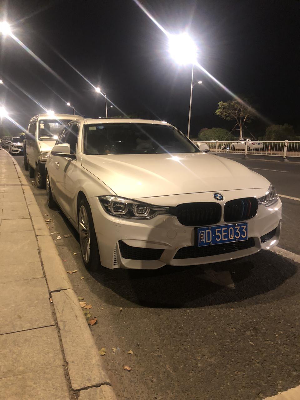 宝马3系-我的是320li前面改了m3套件，雾灯拆除了线都在里面，那个网是有孔的下雨天水喷进去淋到那个雾灯线会不会有什么问题，还有传感器
