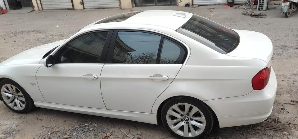 12年5月宝马3系进口车320i 卖多少钱？