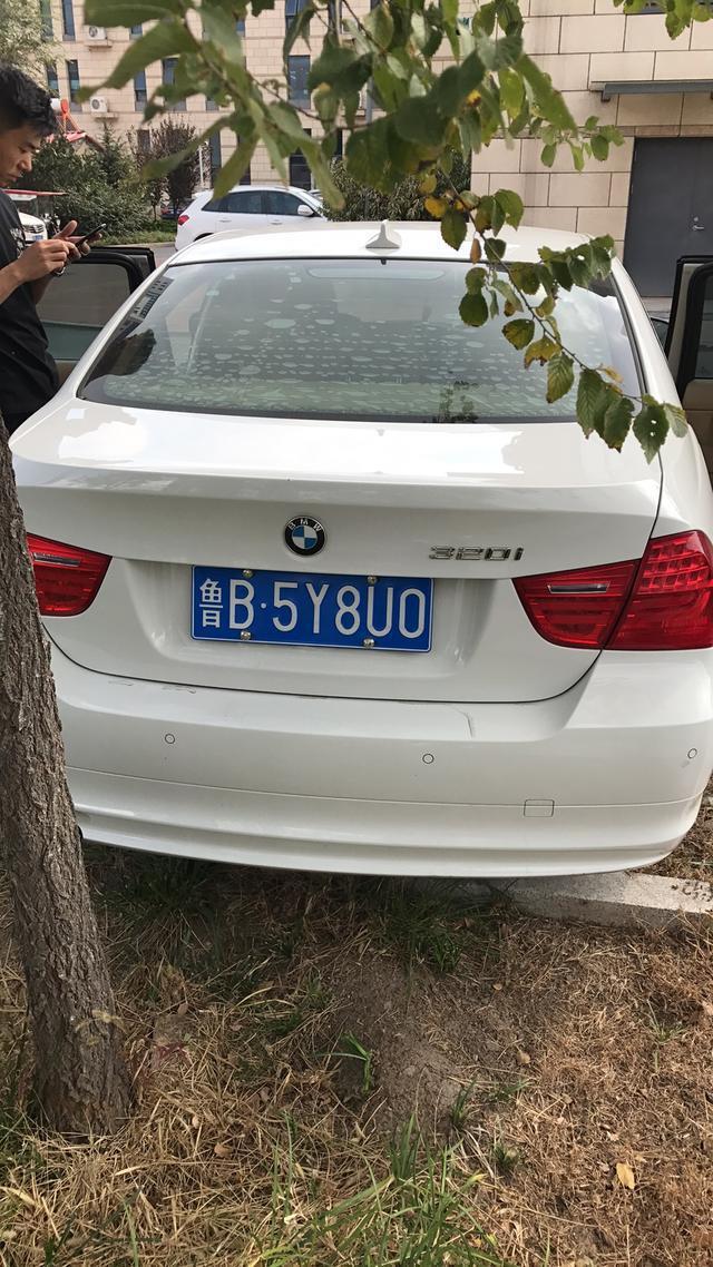 宝马3系-大家看看这款车后备箱怎么放倒