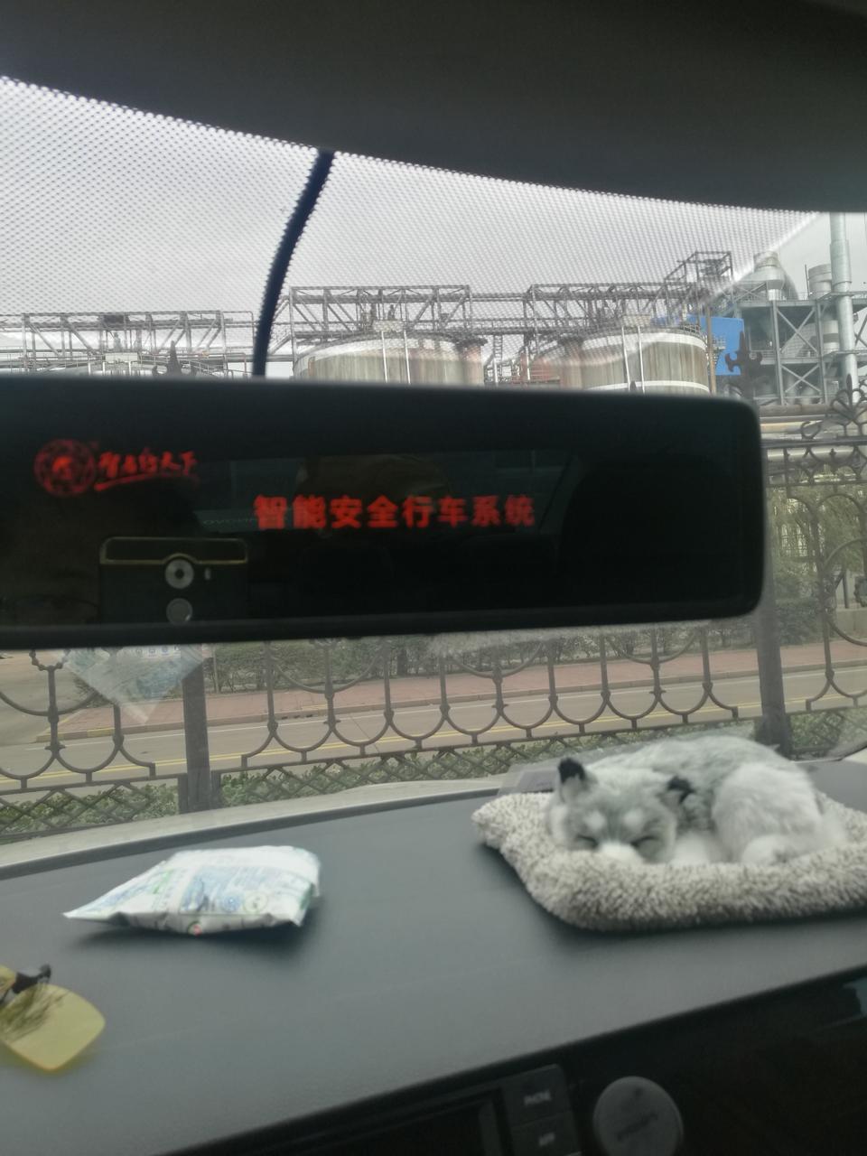 朗逸-有没有大佬知道这个行车记录仪什么问题，第一个图出现好长时间才会变，或者之后黑屏然后再出现这个图来回往复。