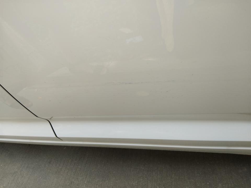朗逸-被人刮了一下，这种的需要去喷漆吗？新车?