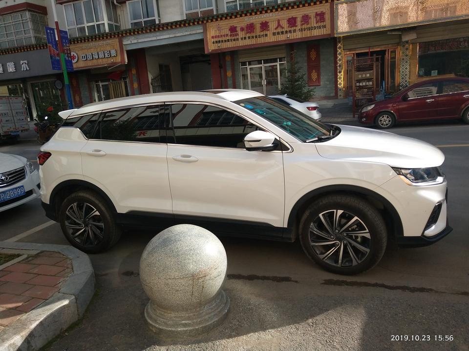 长安cs75 plus-长安cs75plus咋样么，主要考虑到三大件和油耗，合资好就是买不起啊(没图片，配合缤越的吧)