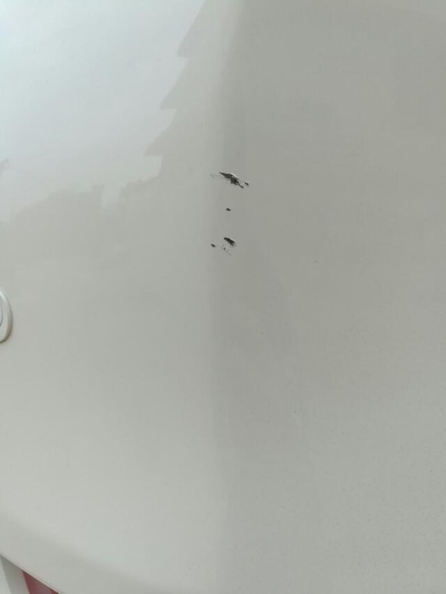 卡罗拉-刚买新车还没出过险，去买那4S问说修要一千多，是走保险还是自己修