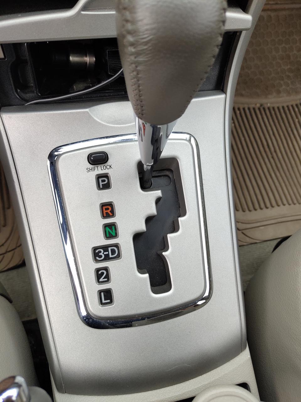 卡罗拉-重力更换波箱油要多少升？要不要拆油低壳？？这个油合适吗？