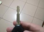 2007款凯美瑞怎么机械开车门