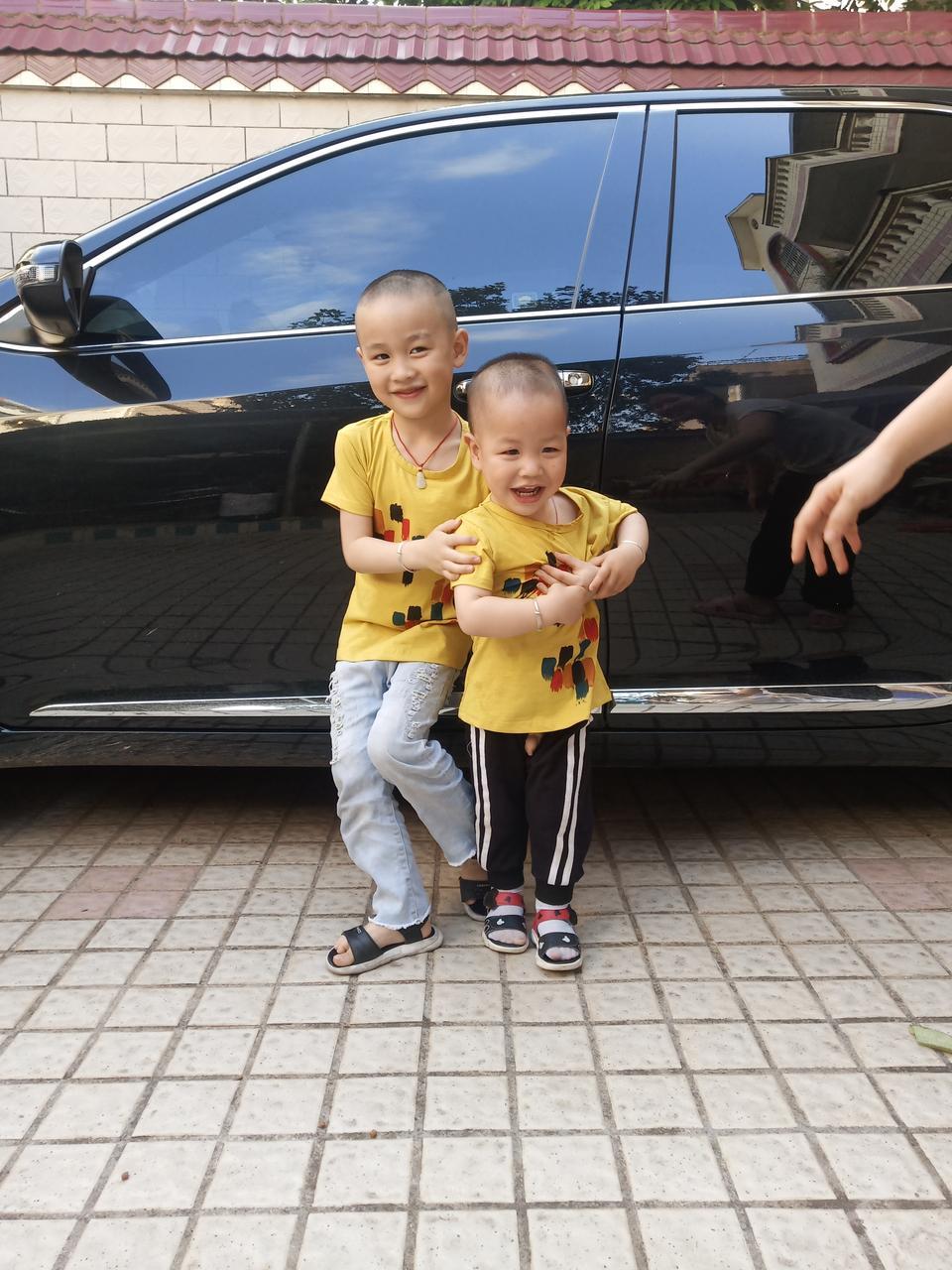 各位广界的车友们，17年7月的凯美瑞市值多少?？