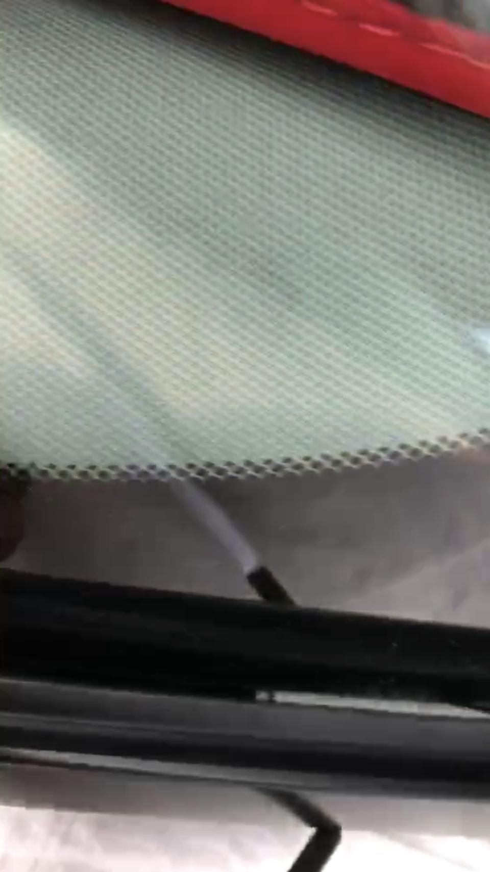 19款凯美瑞的前挡风玻璃两边的防水条松了 会不会大问题呢