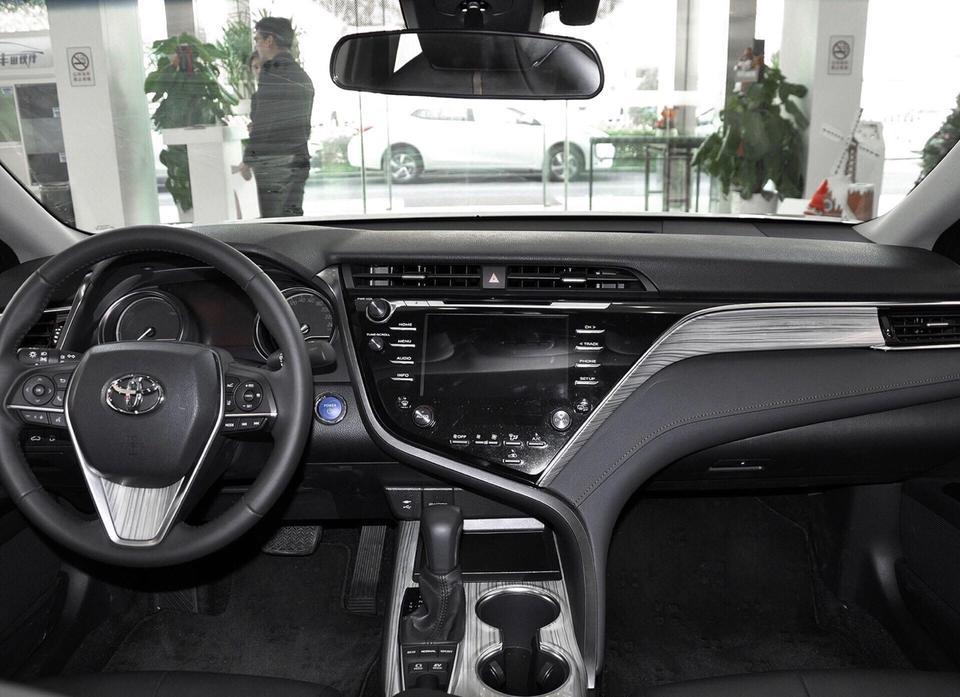 八代凯美瑞何时会有CarPlay？即将上市的亚洲龙都有了