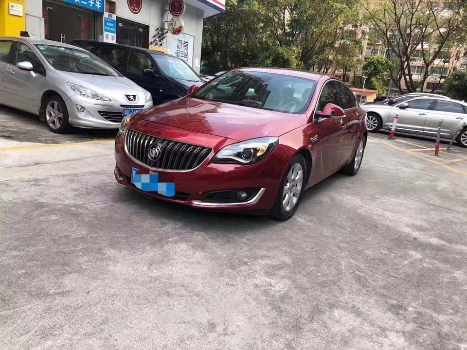 这是君威什么款？