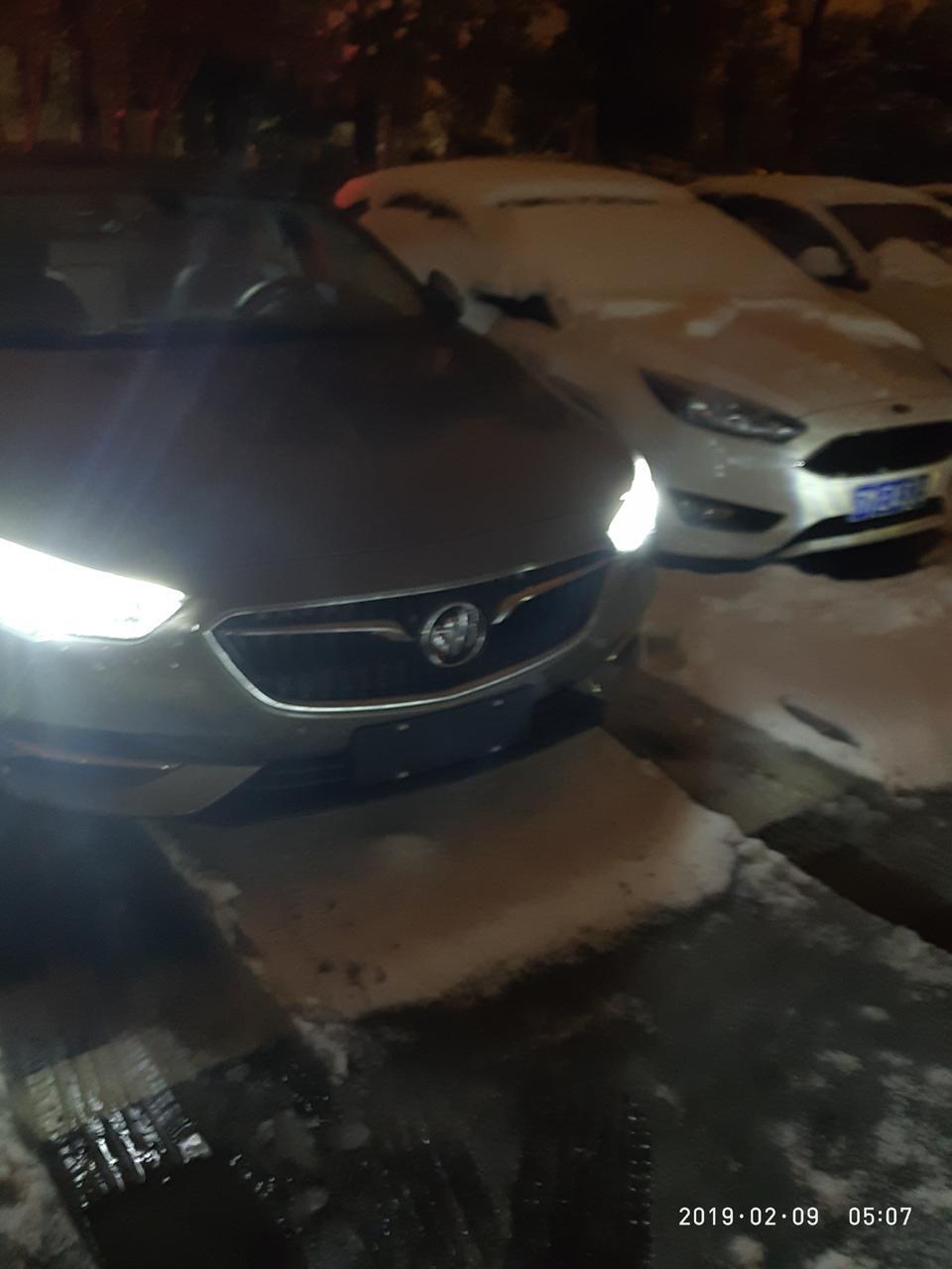 我就想知道新君威支不支持carlife。。。怎么插上去一点反应没有。。。销售跟我说是支持carlife的。。。。