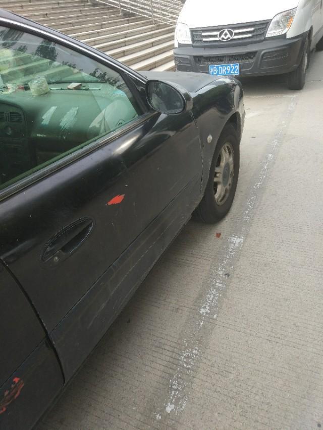知道是哪款君威吗？