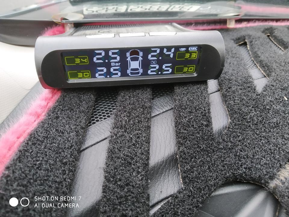 马自达3 昂克赛拉-昂克赛拉行驶过程中方向盘感觉到明显路感，低速行驶路过不平的路面震动传到方向盘，胎压2.5  2.4，请问什么问题？