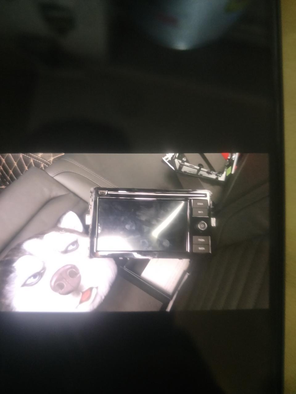 我17款迈腾B8 想换一下19款迈腾的原厂275小屏 6.5屏   能不能直接安装？需要哪些注意？在线等各位大佬的提议