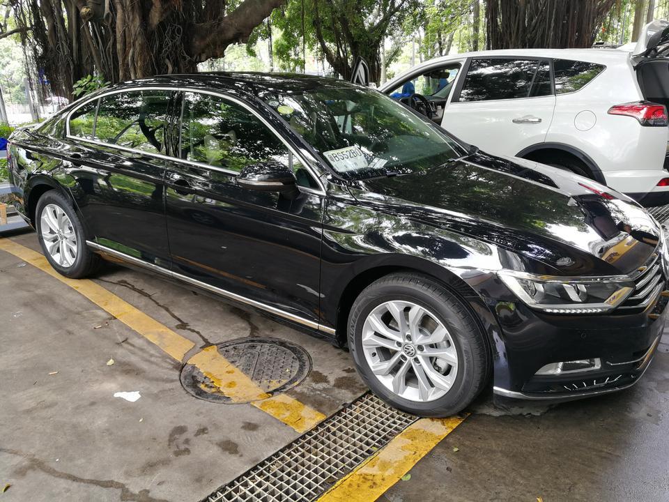 迈腾18款330豪华版去年7年中旬提的车，马上20000公里大保养了，应该做哪些项目？大概多少钱？