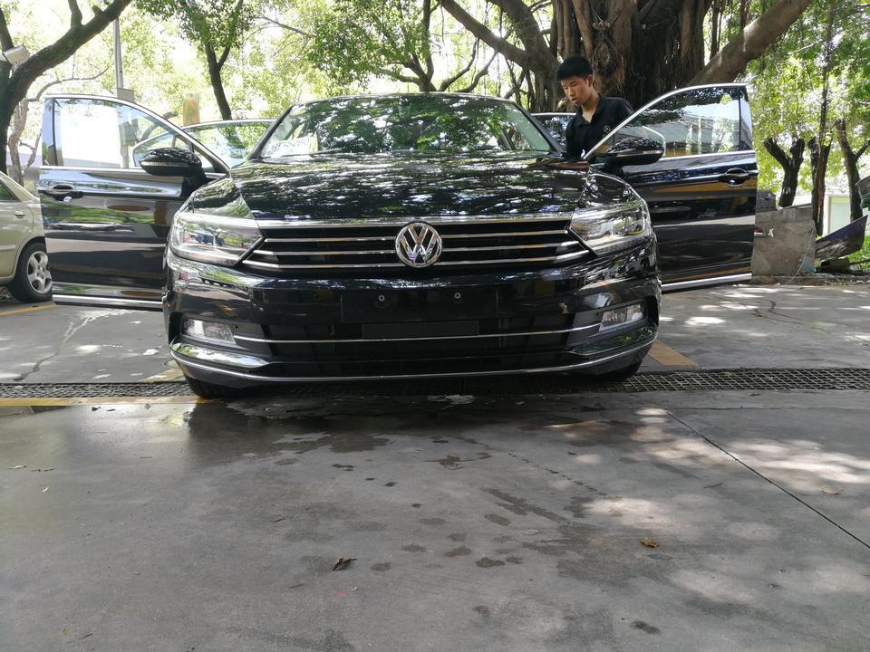 迈腾18款330豪华版去年7年中旬提的车，马上20000公里大保养了，应该做哪些项目？大概多少钱？