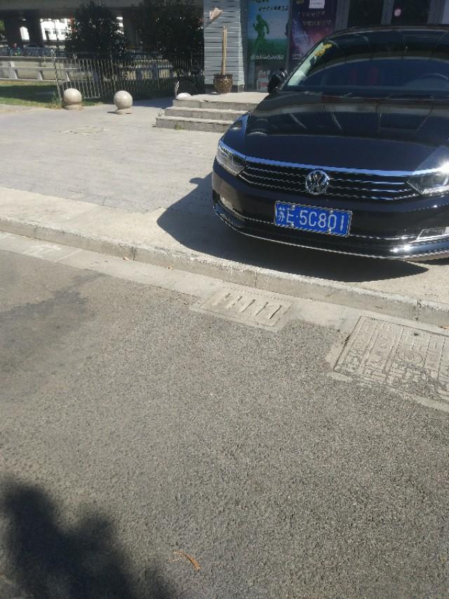 这样的迈腾油耗百公里多少