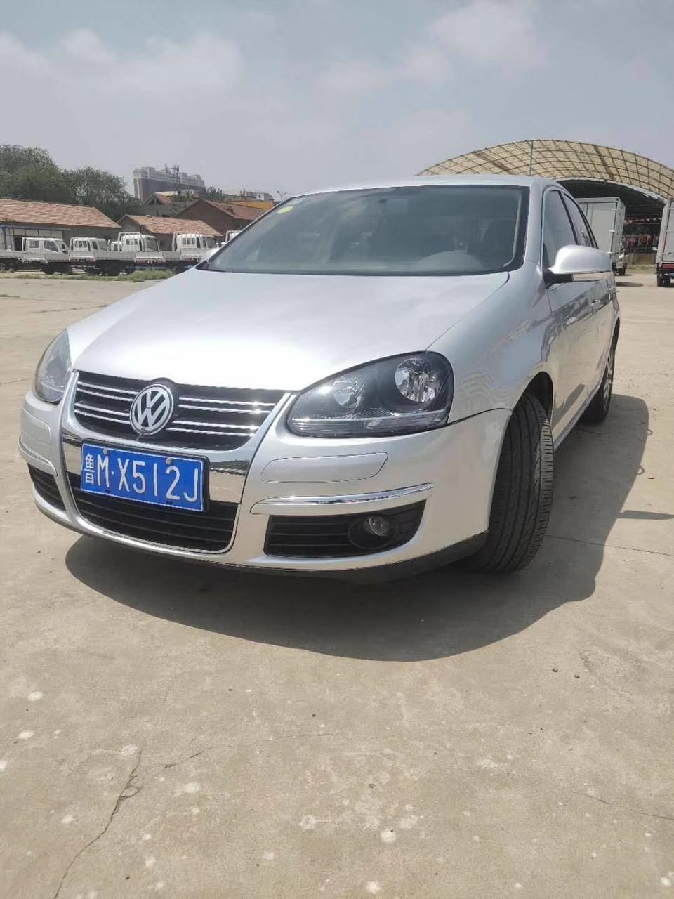 09年大众速腾，1.6自动挡高配，手续保险审车齐全，多少钱能入手？